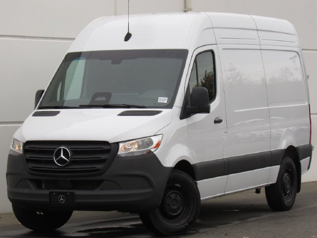 2025 Mercedes-Benz Sprinter Cargo Van