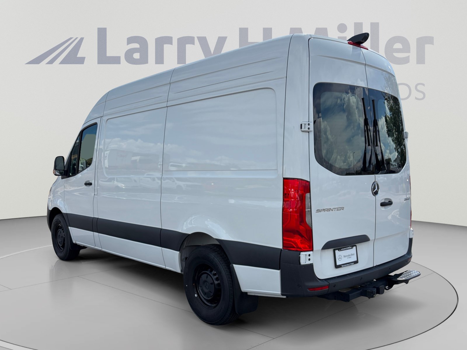 New 2025 Mercedes-Benz Sprinter 2500 2500 High Roof I4 Diesel HO 144 RWD