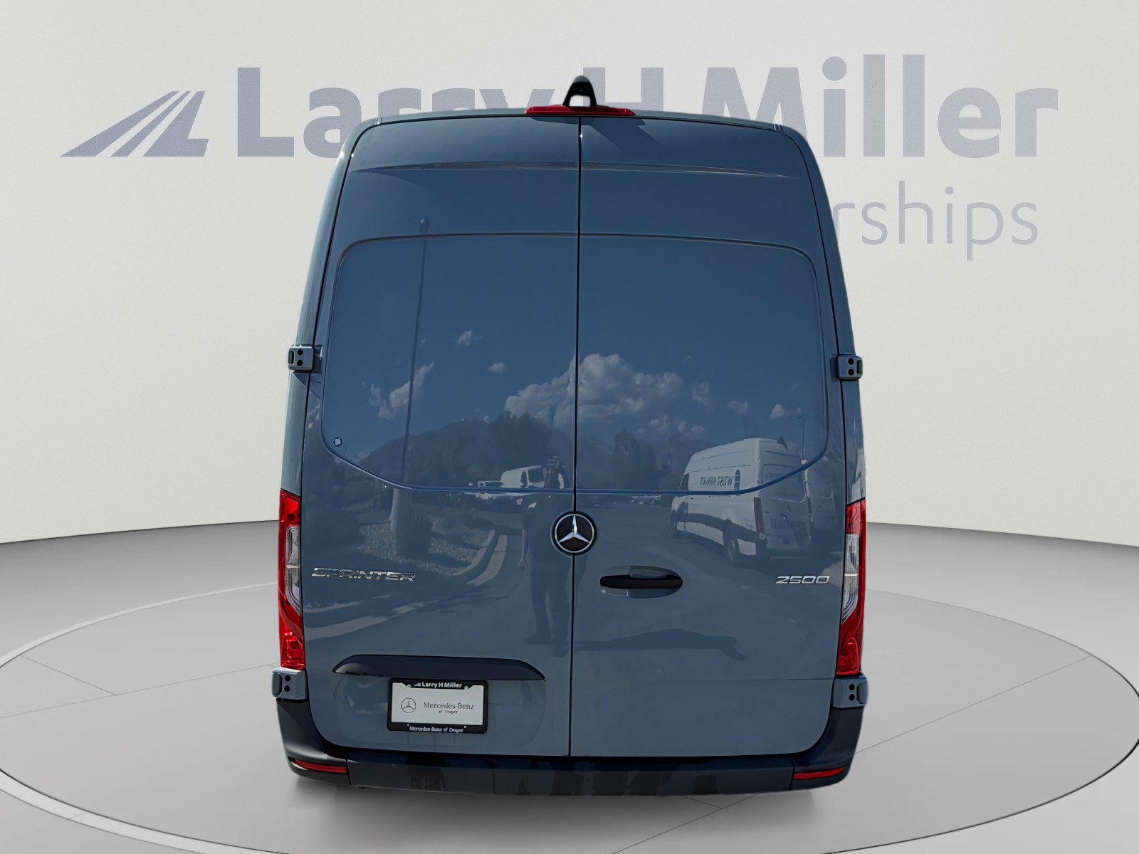 New 2026 Mercedes-Benz Sprinter 2500 2500 High Roof I4 Diesel HO 144 RWD