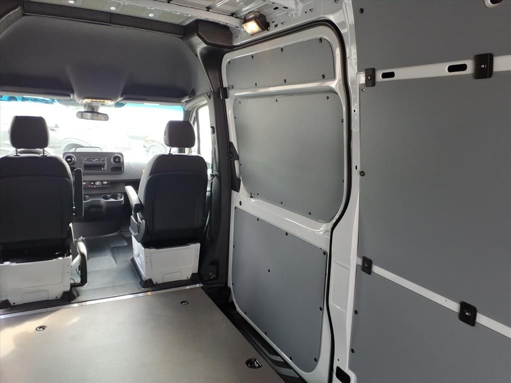 2026 Mercedes-Benz Sprinter Cargo Van Base - Photo 27