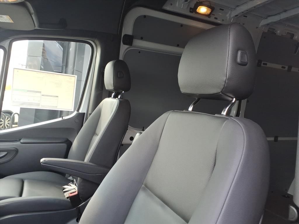 2026 Mercedes-Benz Sprinter Cargo Van Base - Photo 13
