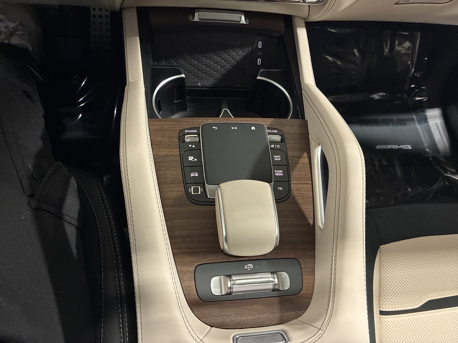 2026 Mercedes-Benz GLE AMG GLE 53 - Photo 15
