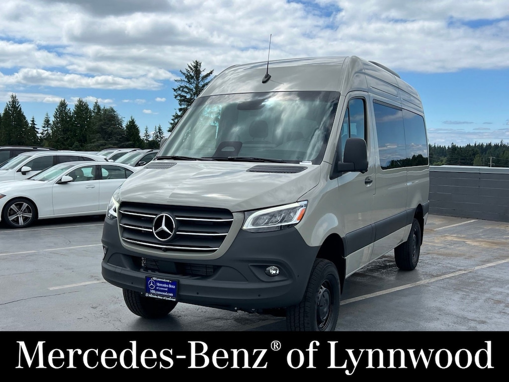 New 2026 Mercedes-Benz Sprinter 2500 Passenger 144 WB AWD Minivan/Van