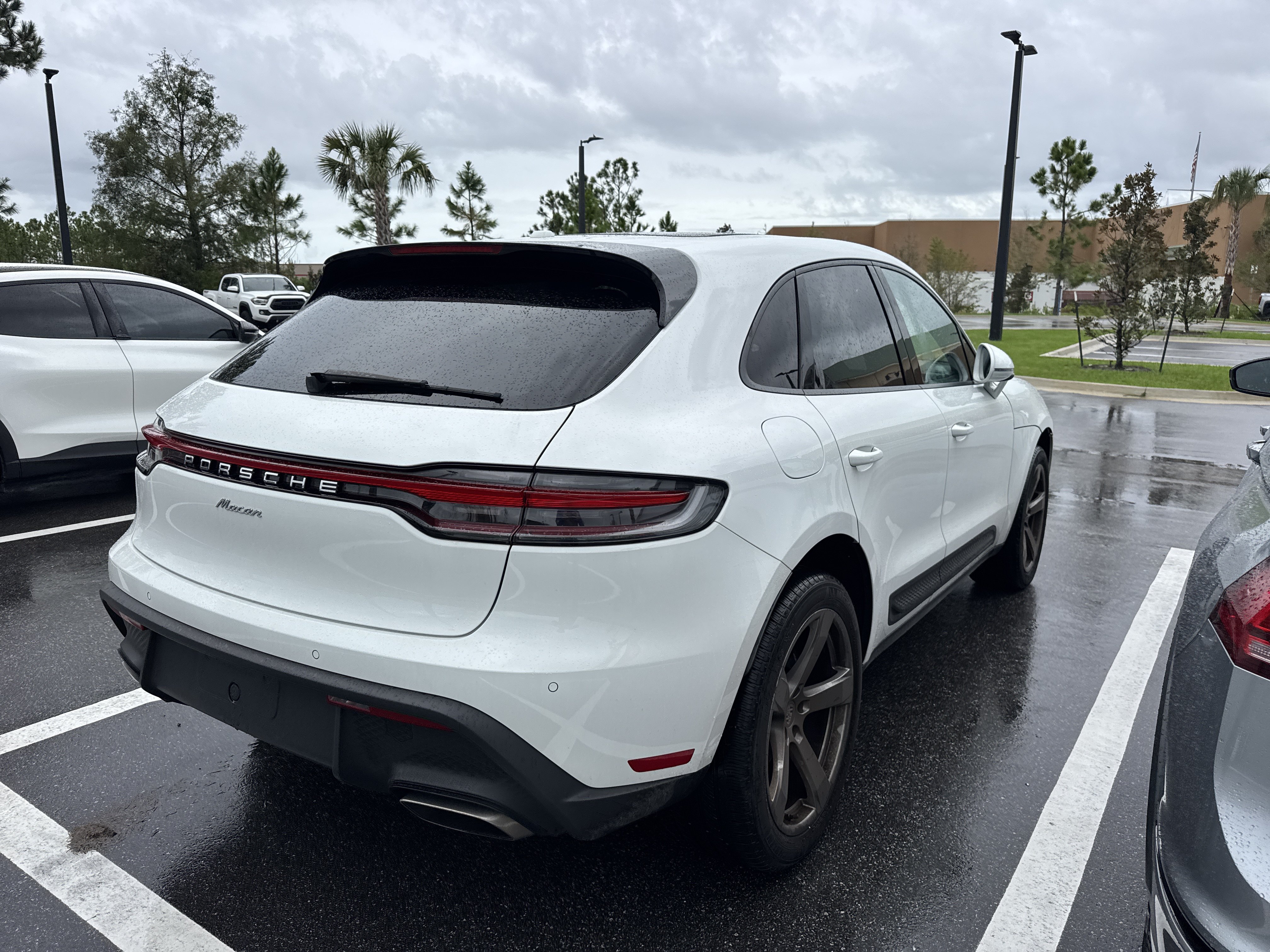 Used 2024 Porsche Macan SUV