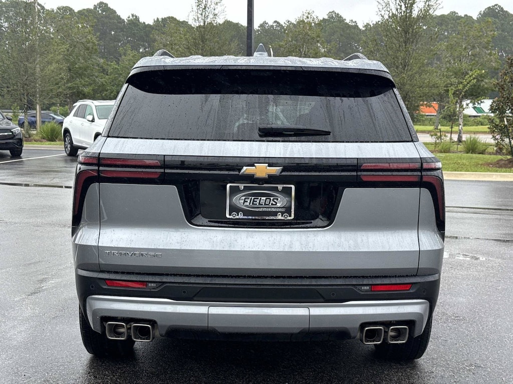 Used 2026 Chevrolet Traverse LT FWD LT w/1LT