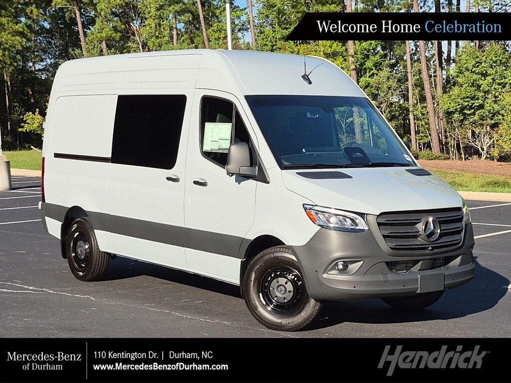 New 2026 Mercedes-Benz Sprinter Crew Van 2500 Standard Roof I4 Diesel HO 144 RWD Van