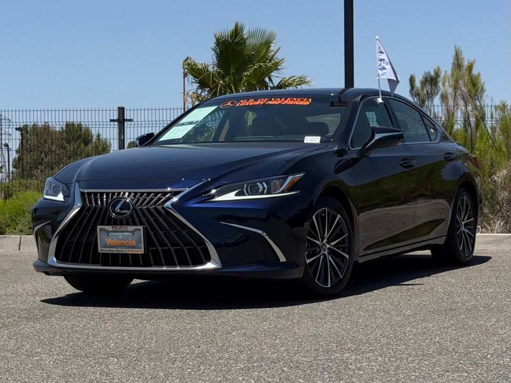 Used 2025 Lexus ES 300h Sedan