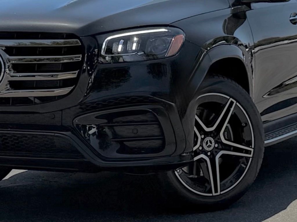 New 2026 Mercedes-Benz GLS 450 SUV