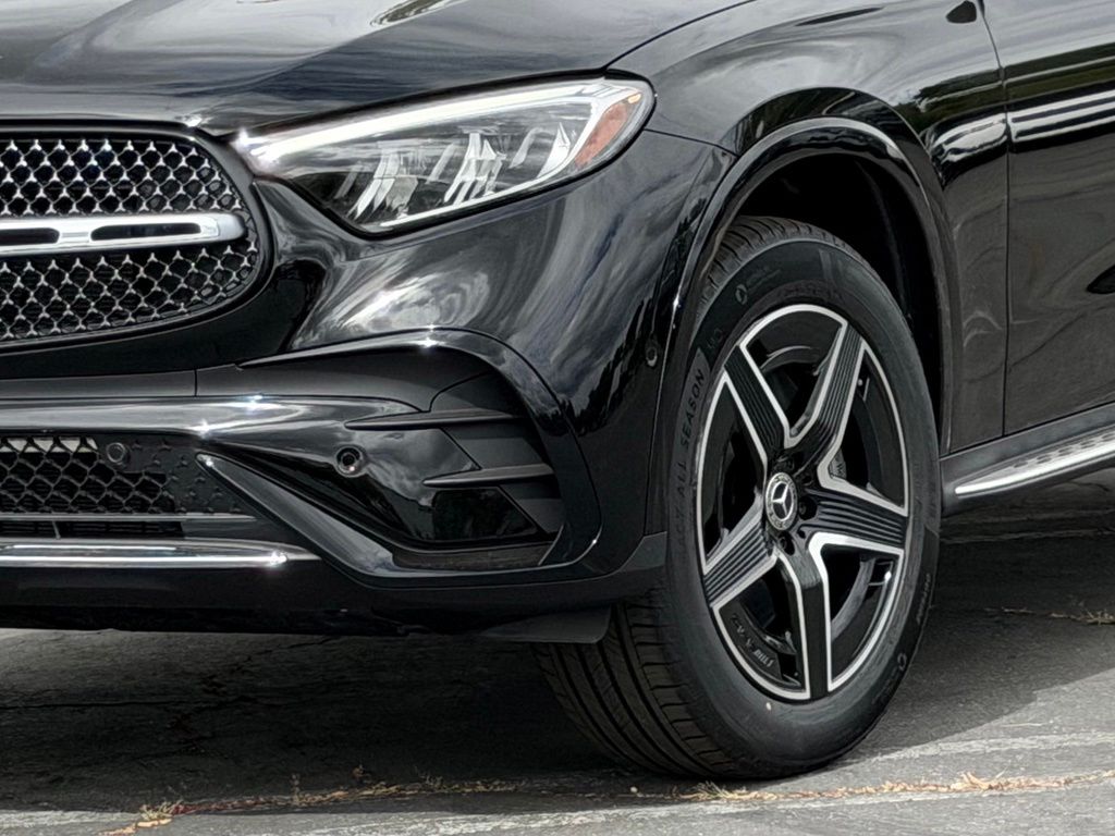 New 2026 Mercedes-Benz GLC 300 SUV