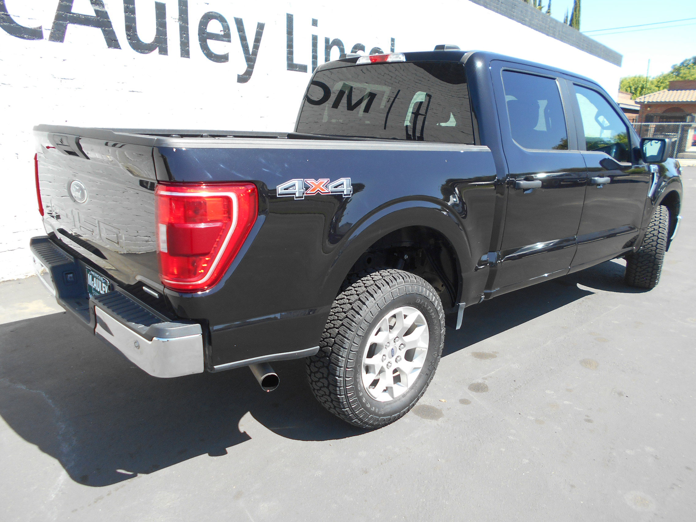 2023 Ford F-150 XLT - Photo 12