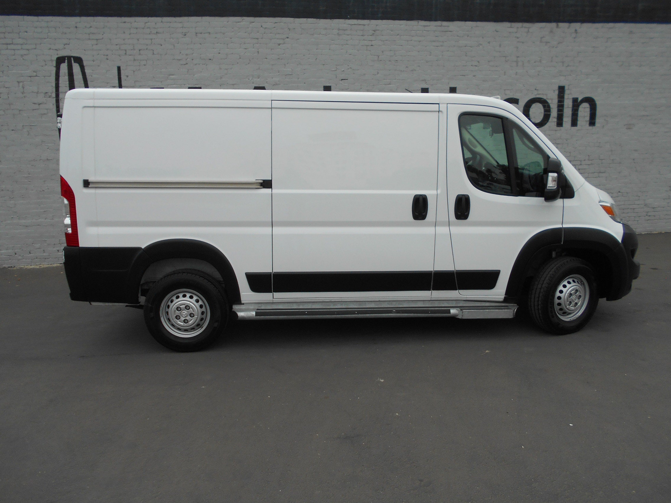 2025 RAM ProMaster Cargo Van