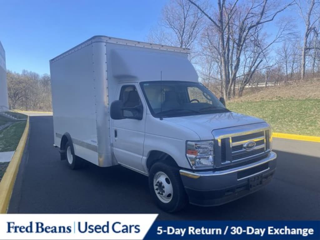 New 2025 Ford E-350 Cutaway Base Truck