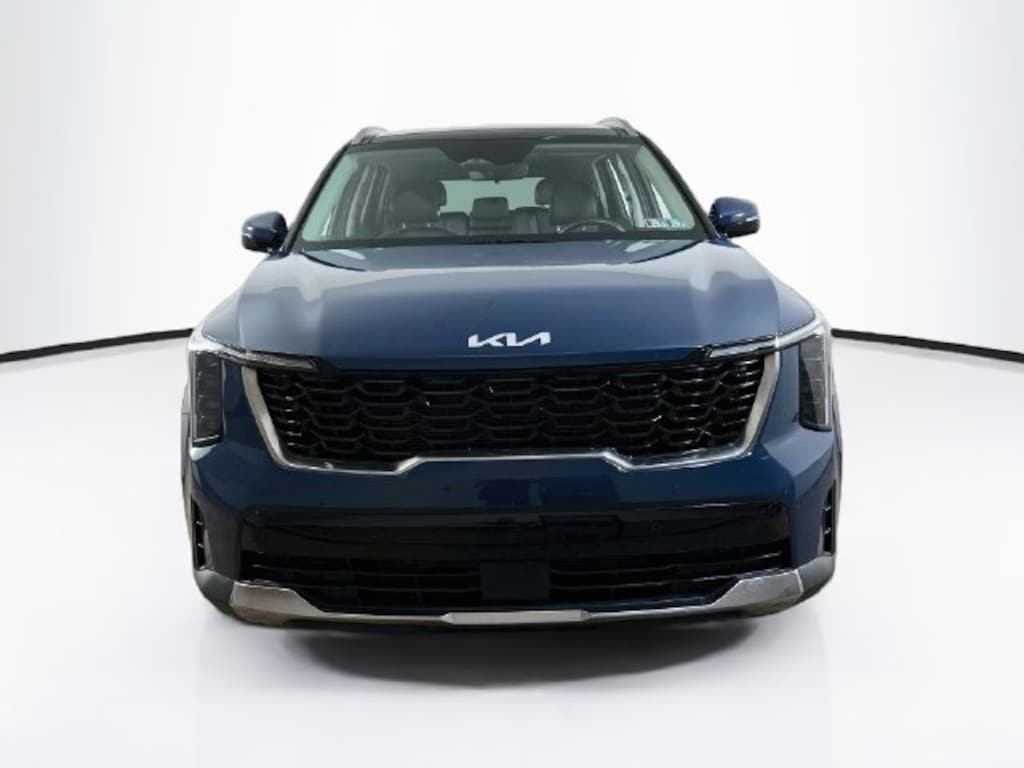 Certified 2025 Kia Sorento S SUV