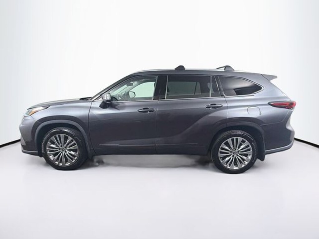 Used 2021 Toyota Highlander Platinum SUV