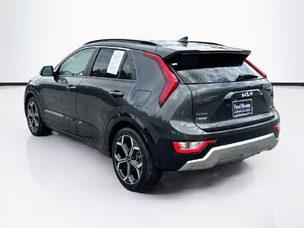 Certified 2023 Kia Niro EX Touring SUV