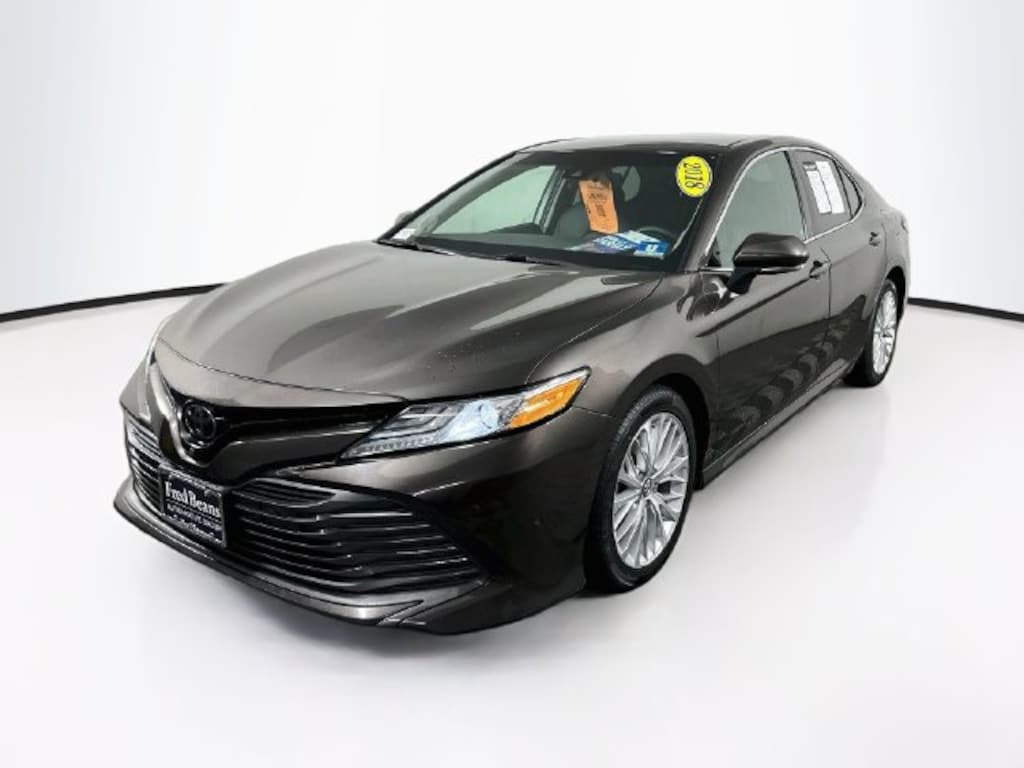 Used 2018 Toyota Camry XLE Sedan