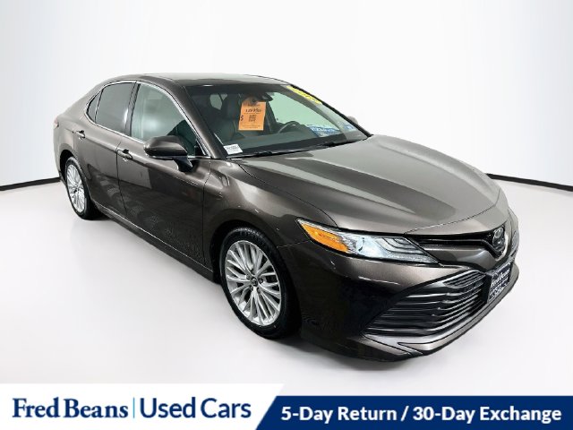 Used 2018 Toyota Camry XLE Sedan