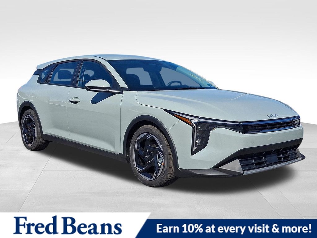 2026 Kia K4 EX