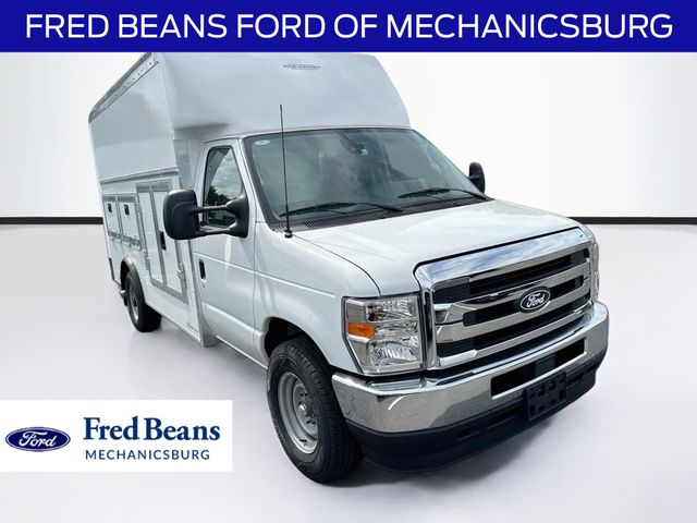 2027 Ford E-350 Cutaway Truck 