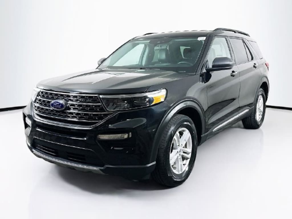 Certified 2024 Ford Explorer XLT SUV