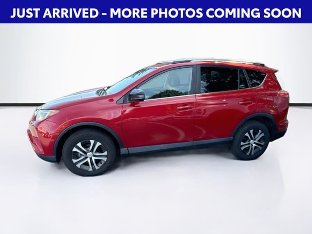 Used 2017 Toyota RAV4 LE SUV
