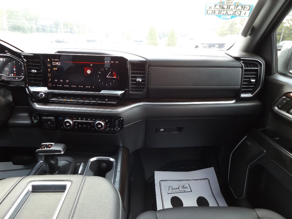 Used 2022 GMC Sierra SLT Crew Cab