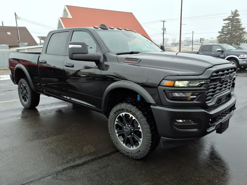 New 2026 Ram 2500 WARLOCK CREW CAB 4X4 6'4 BOX Pickup