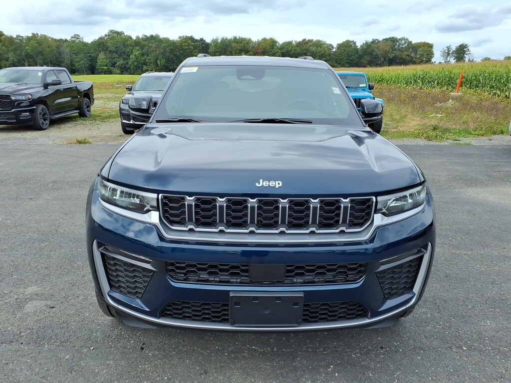 New 2027 Jeep Grand Cherokee L LIMITED 4X4 Sport Utility
