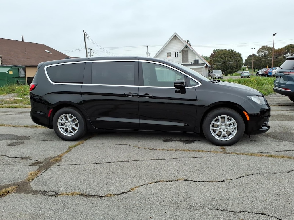 New 2027 Chrysler Pacifica LX Passenger Van
