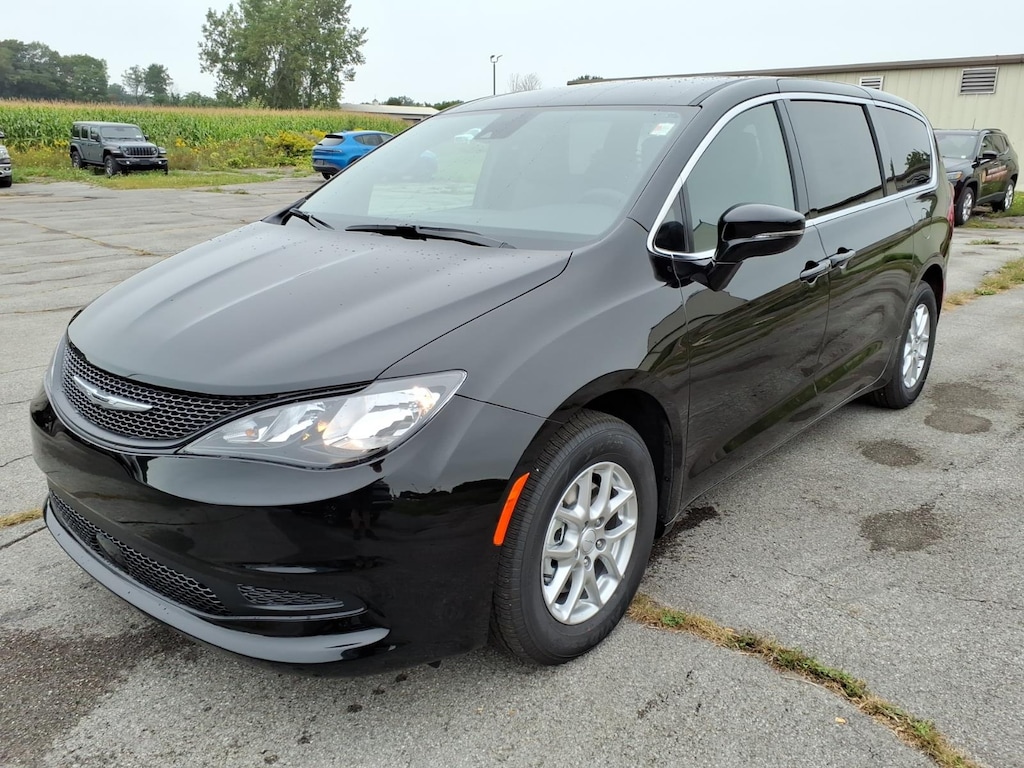 New 2027 Chrysler Pacifica LX Passenger Van