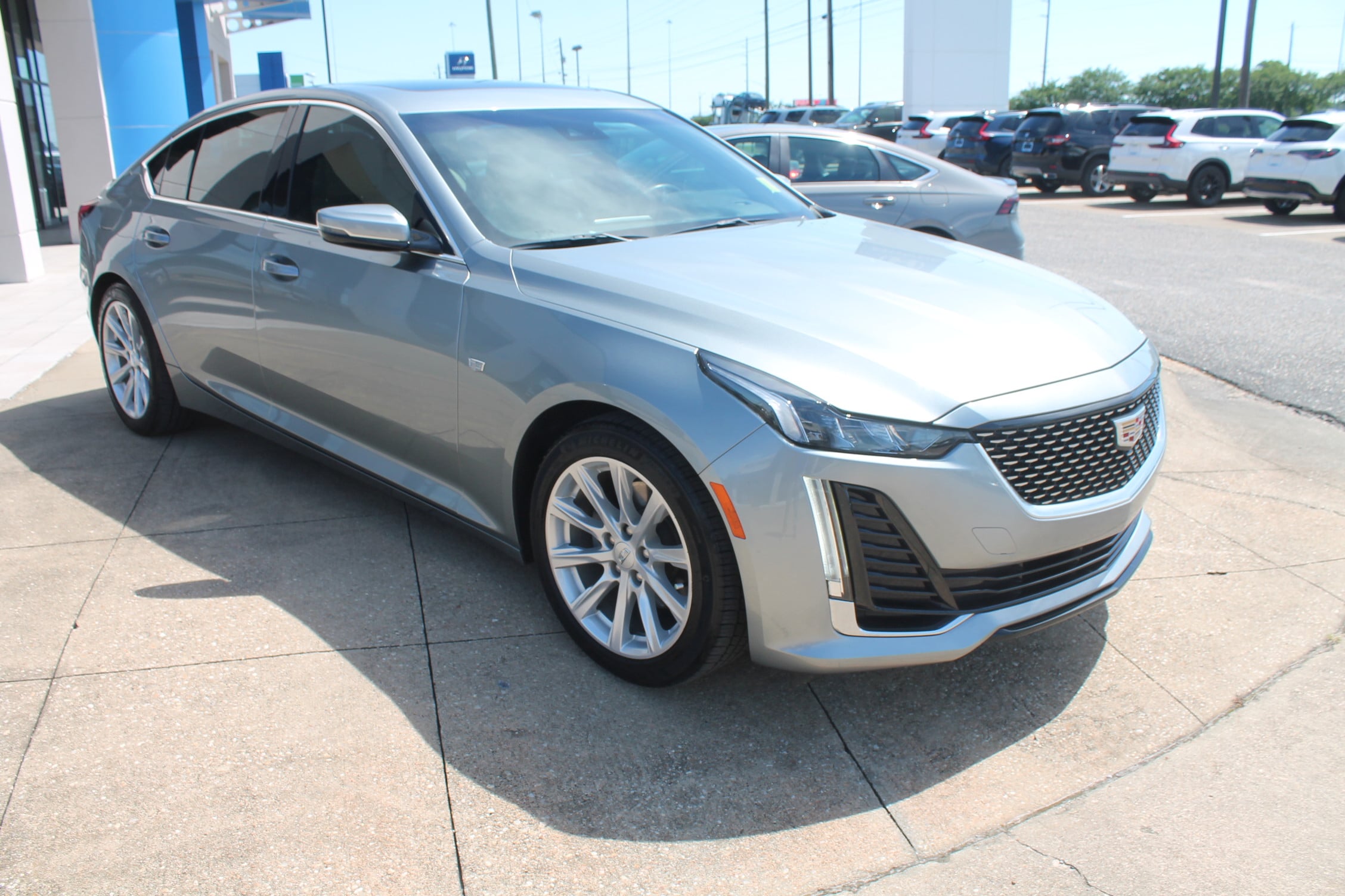 2023 Cadillac CT5