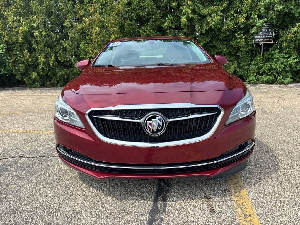 Used 2017 Buick Lacrosse Essence Car