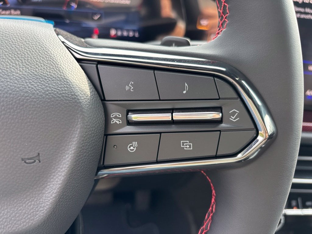 2027 Chevrolet Traverse RS - Photo 15