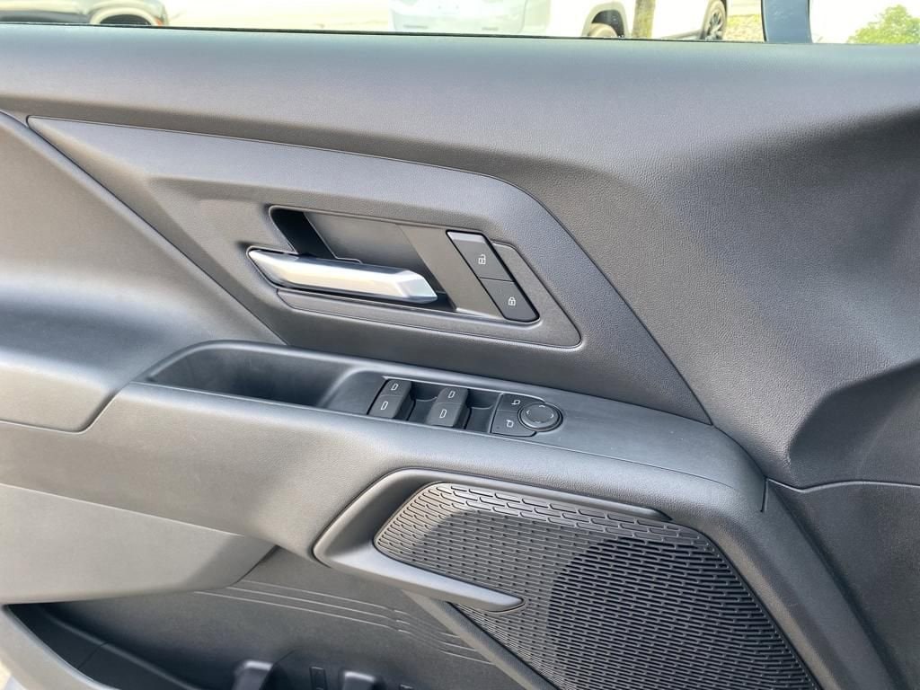 2024 Chevrolet Silverado EV Work Truck - Photo 29