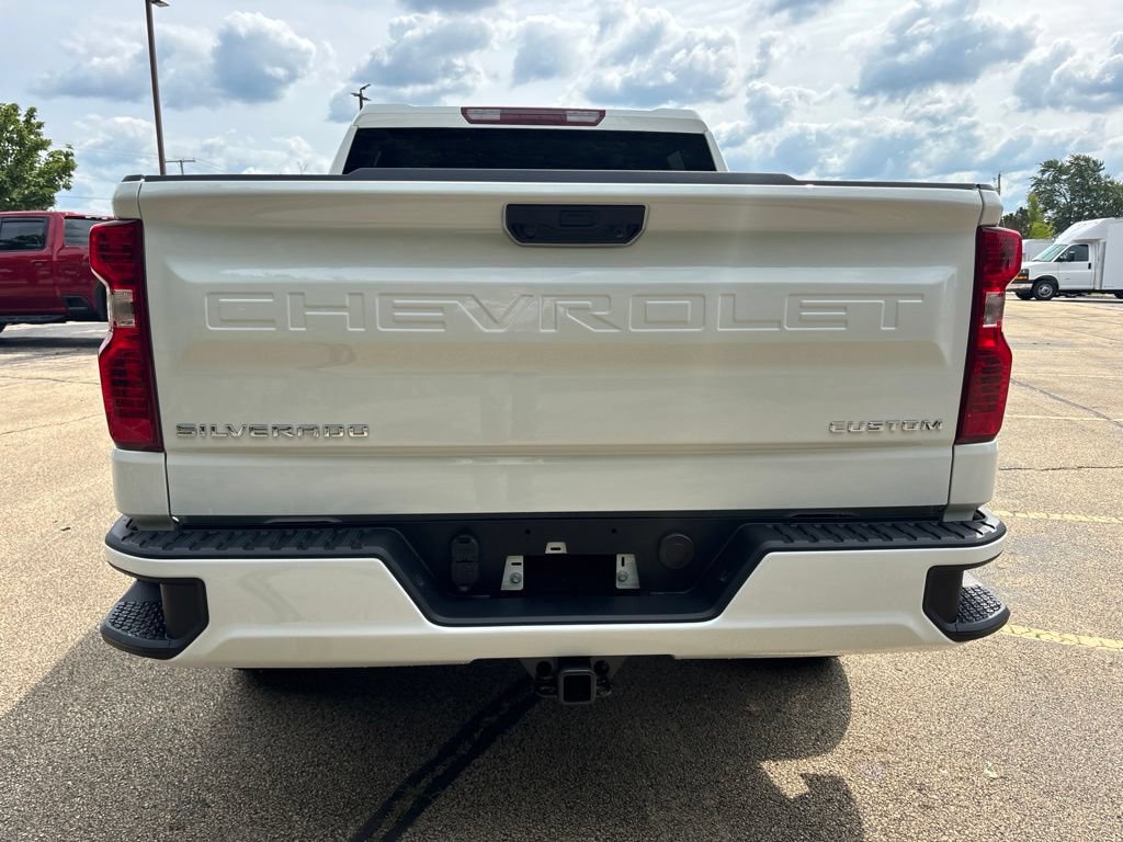 2026 Chevrolet Silverado 1500 Custom - Photo 6