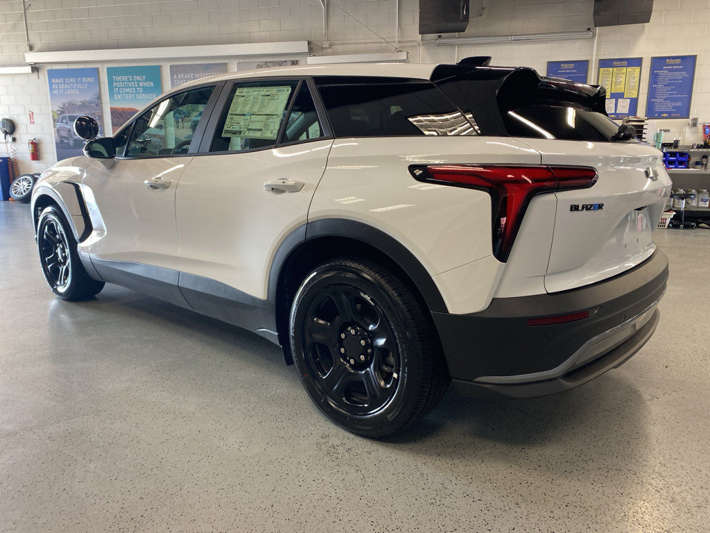 2024 Chevrolet Blazer EV Fleet - Photo 5