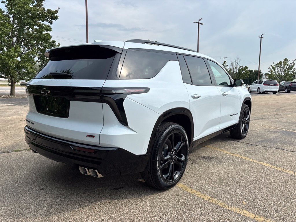 2027 Chevrolet Traverse RS - Photo 7