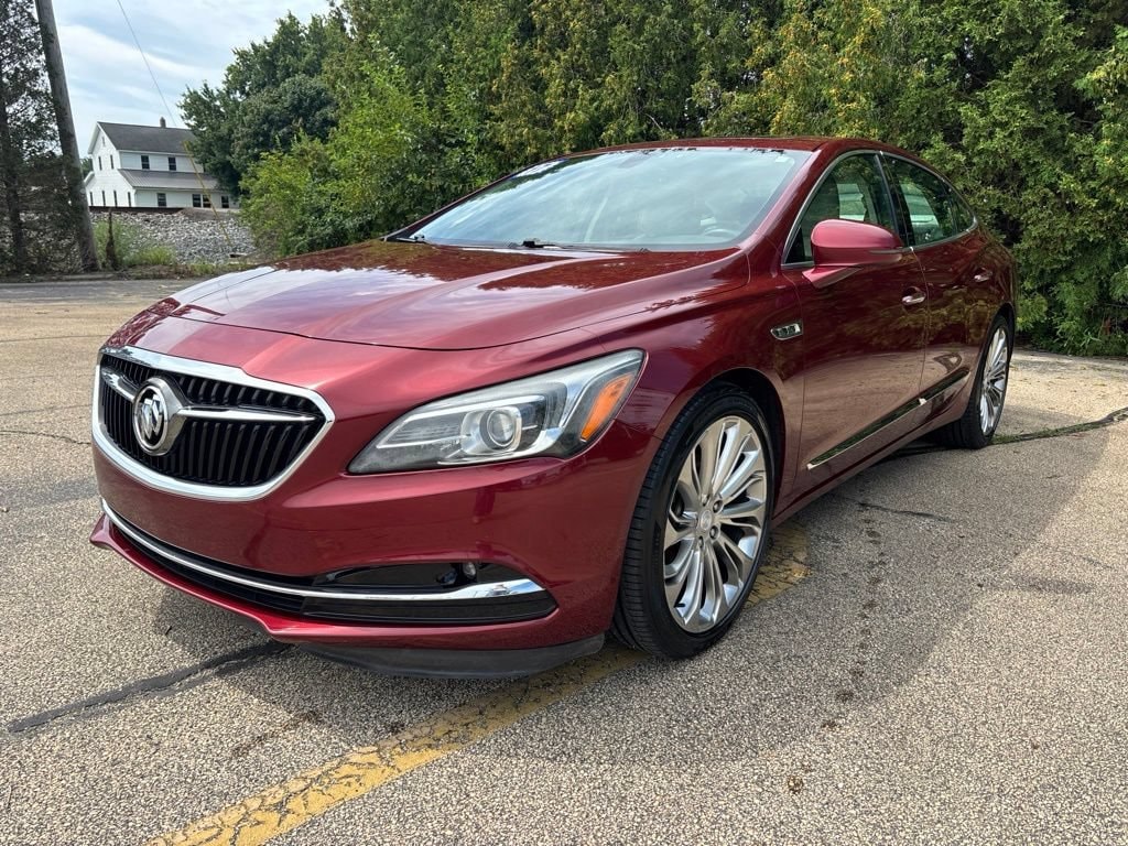 Used 2017 Buick Lacrosse Essence Car