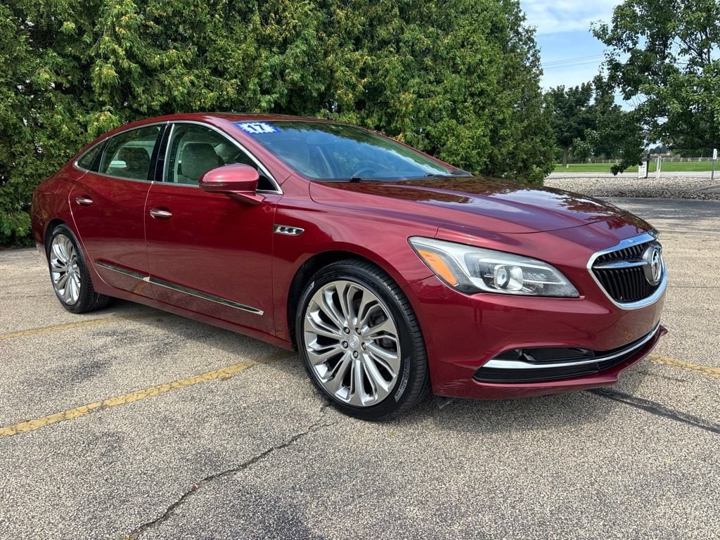 Used 2017 Buick Lacrosse Essence Car