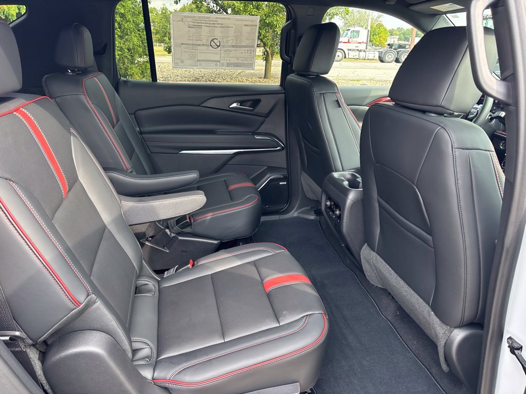 2027 Chevrolet Traverse RS - Photo 21