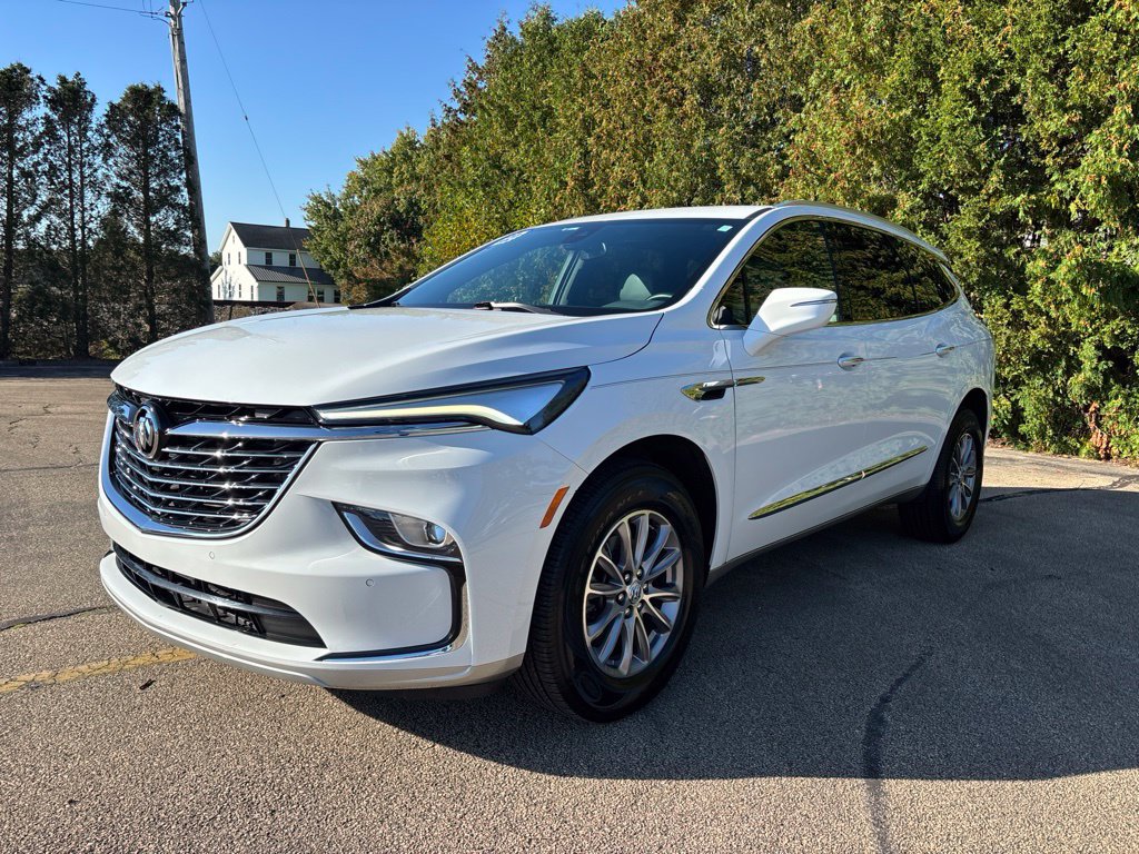 Used 2023 Buick Enclave Essence SUV