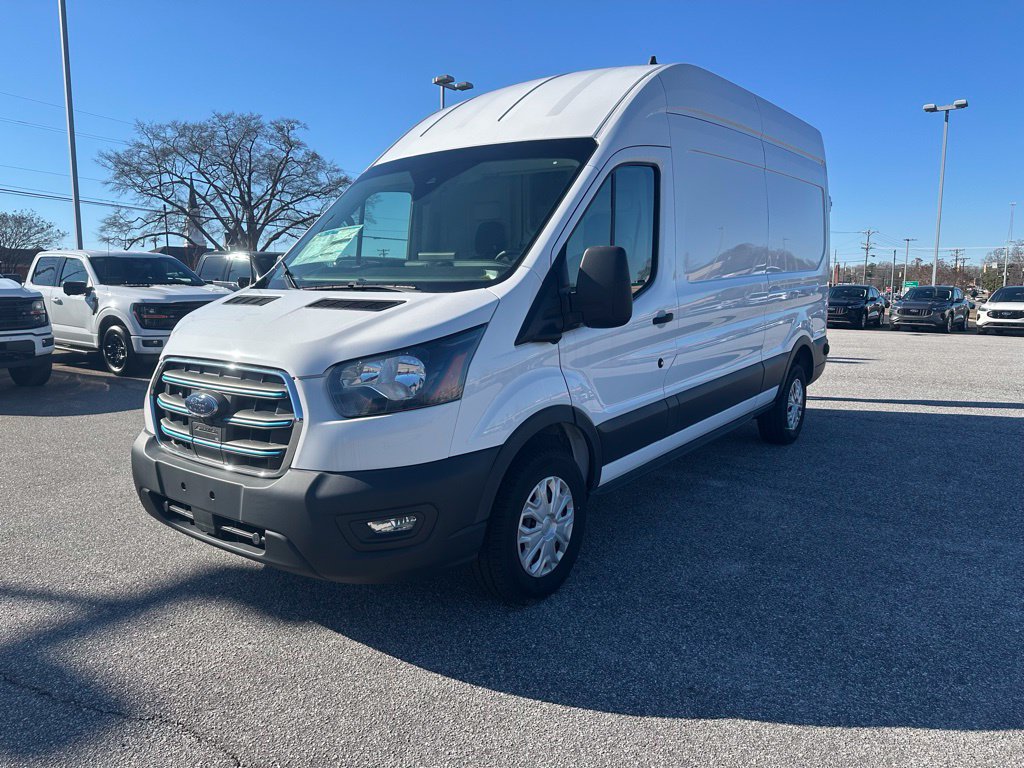  Ford E-Transit-350