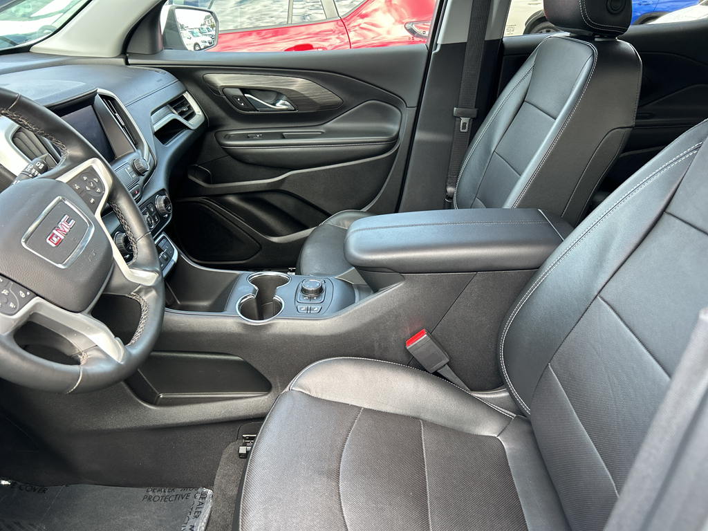 2023 GMC Terrain SLT - Photo 9