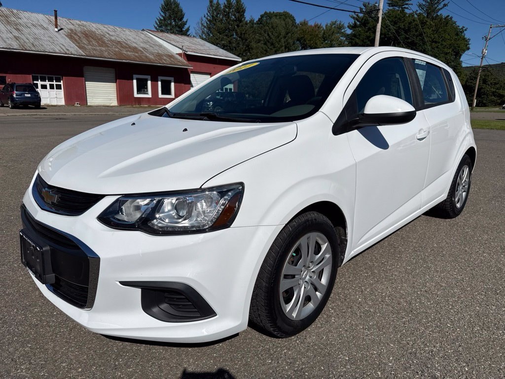 Used 2017 Chevrolet Sonic LT Car