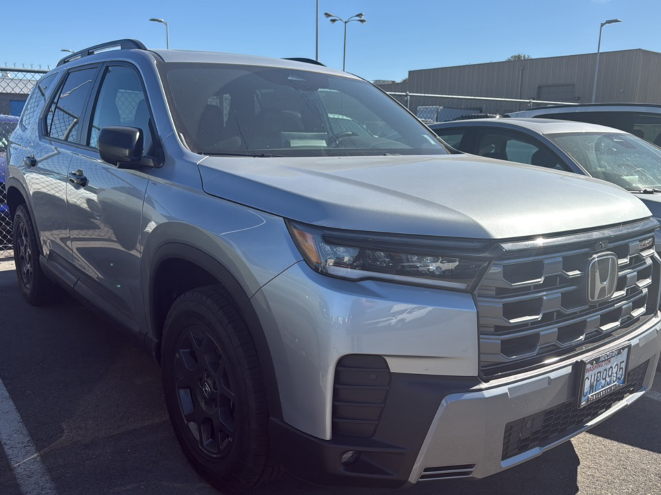 Certified 2026 Honda Pilot TrailSport SUV