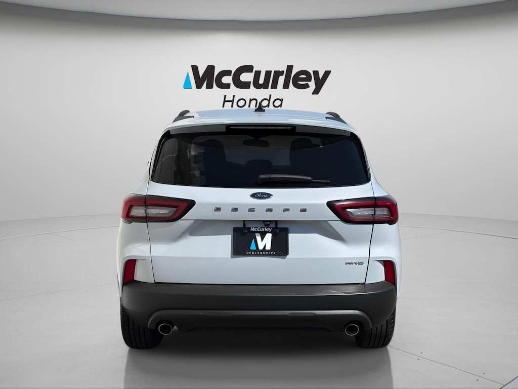 Used 2025 Ford Escape ST-Line Select SUV