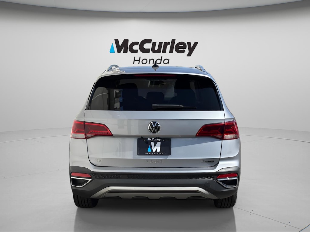 Used 2022 Volkswagen Taos 1.5T SE 4MOTION SUV