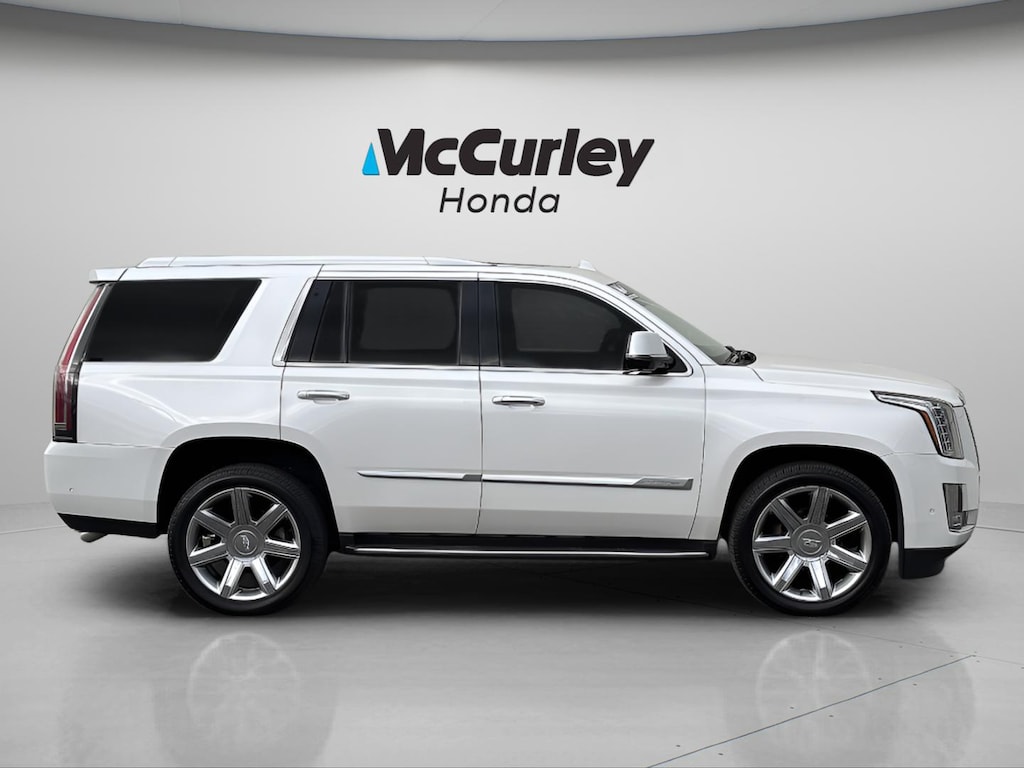 Used 2020 CADILLAC Escalade Luxury SUV