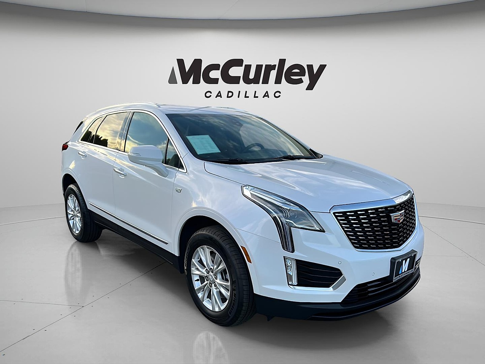 2026 Cadillac XT5 Luxury