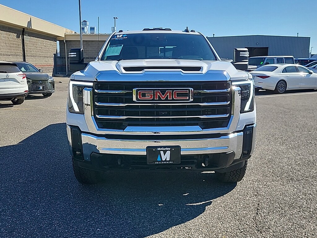 Certified 2024 GMC Sierra 2500HD 4WD Crew Cab Standard Bed SLE